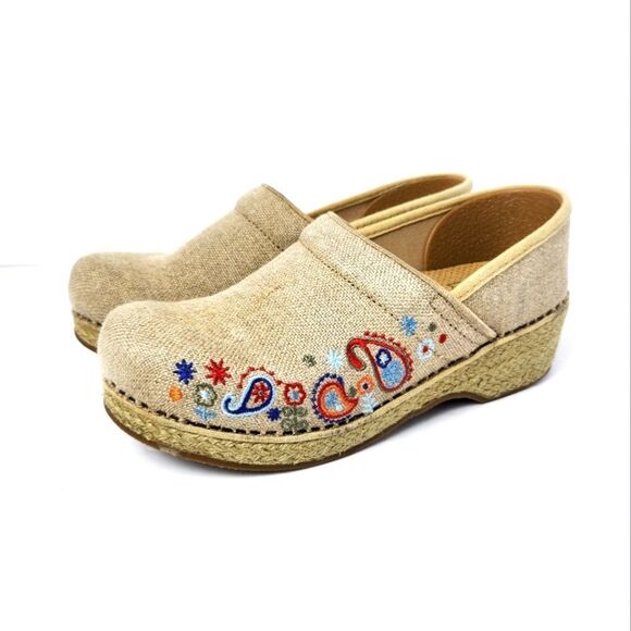 Dansko Vegan Jute Embroidered Floral Paisley Print Clog Tan Size US 7.5-8 EU 38 - Picture 2 of 7